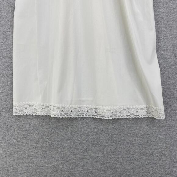 Vintage Vanity Fair Full Slip Womens 32 / 26" Long White Lace Trim Adj. Straps - Picture 6 of 12